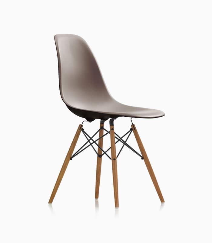 Eames plastic side chair - brown, m