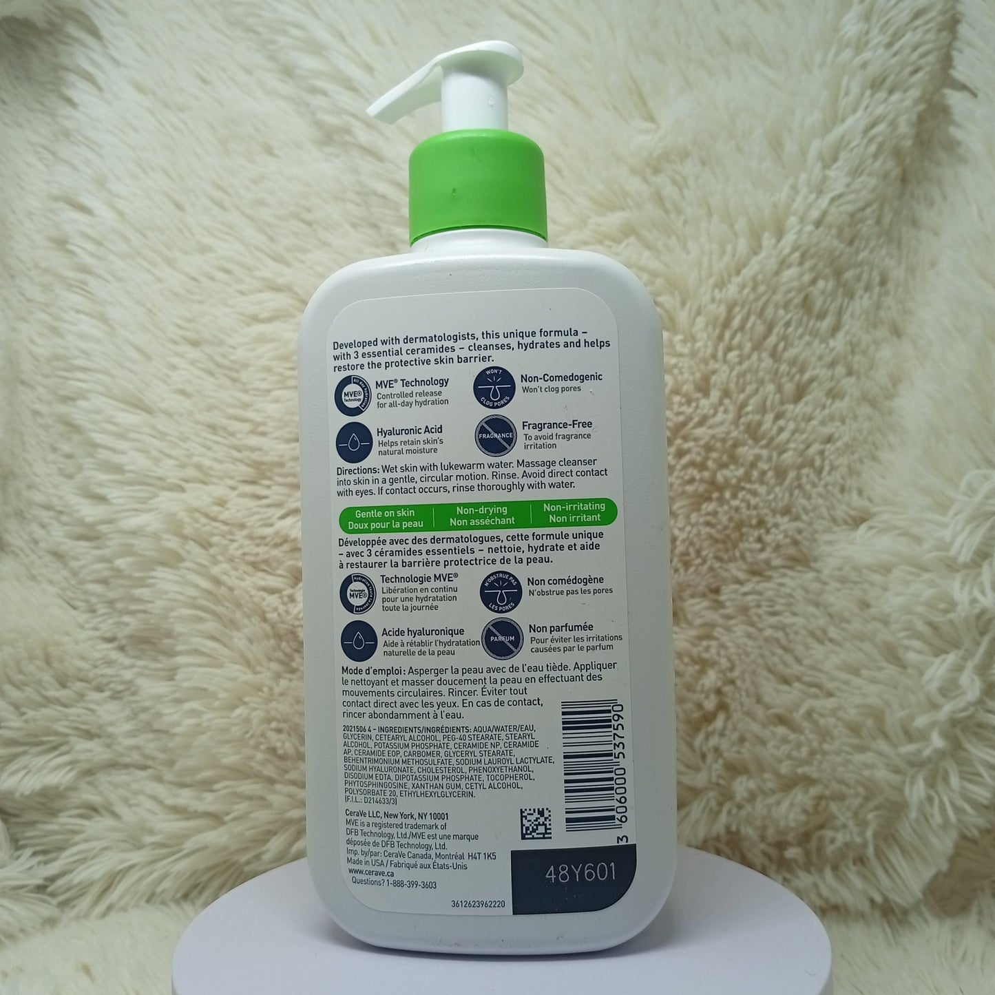 CeraVe Hydrating Facial Cleanser with Hyaluronic Acid &amp; 3 Ceramides 355ml