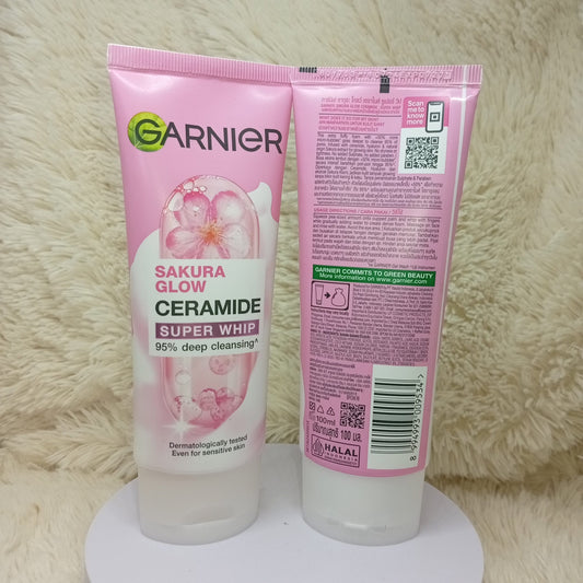 Garnier Sakura Glow Ceramide Super Whip Cleanser 100ml
