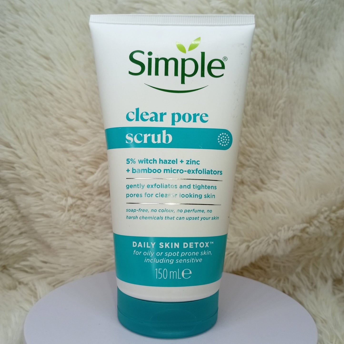 Simple Daily Skin Detox Pore Polishing Face Scrub – 150 ml