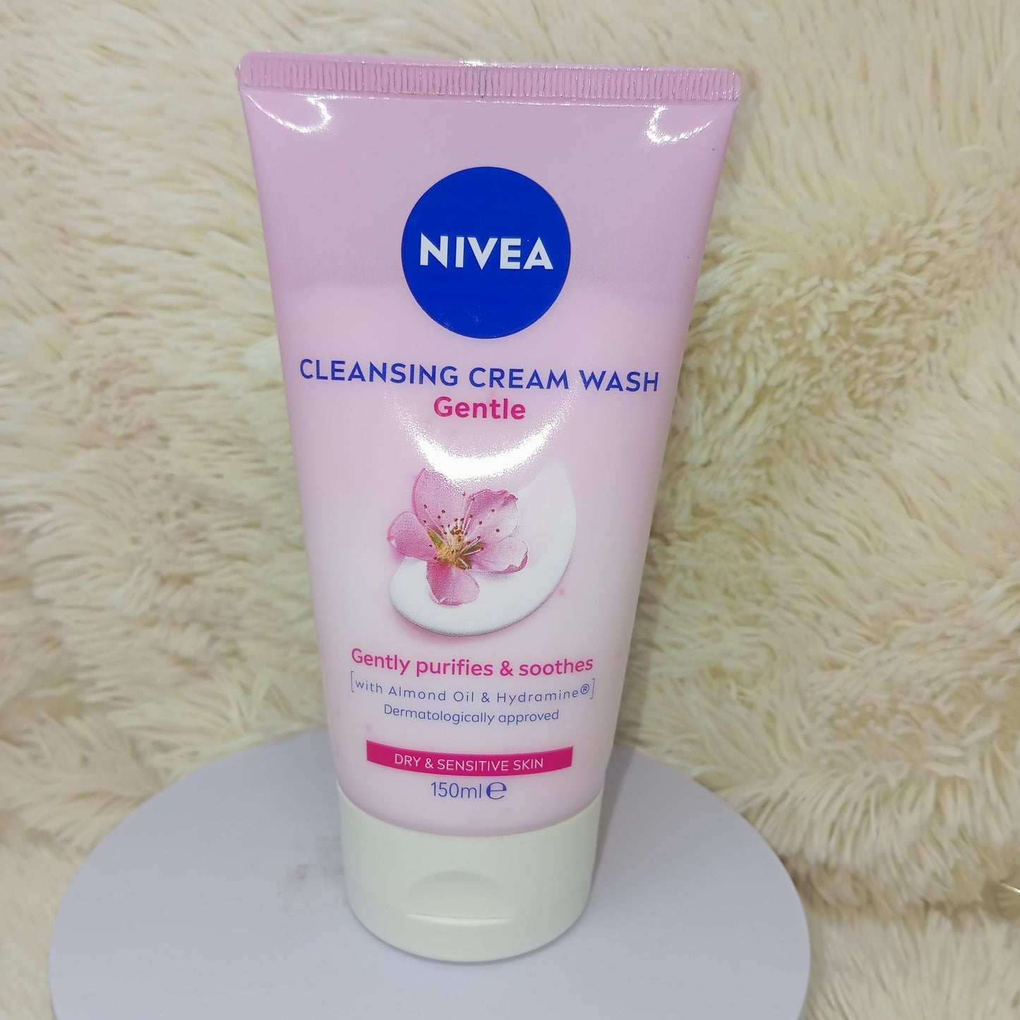 NIVEA Gentle Cream Wash for Dry & Sensitive Skin – 150ml