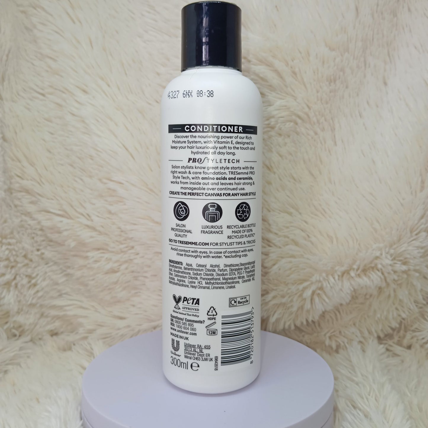 TRESemmé Rich Moisture Conditioner 300ml