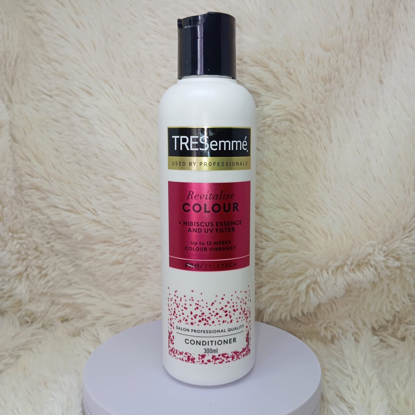 TRESemmé Revitalise Colour Conditioner 300ml