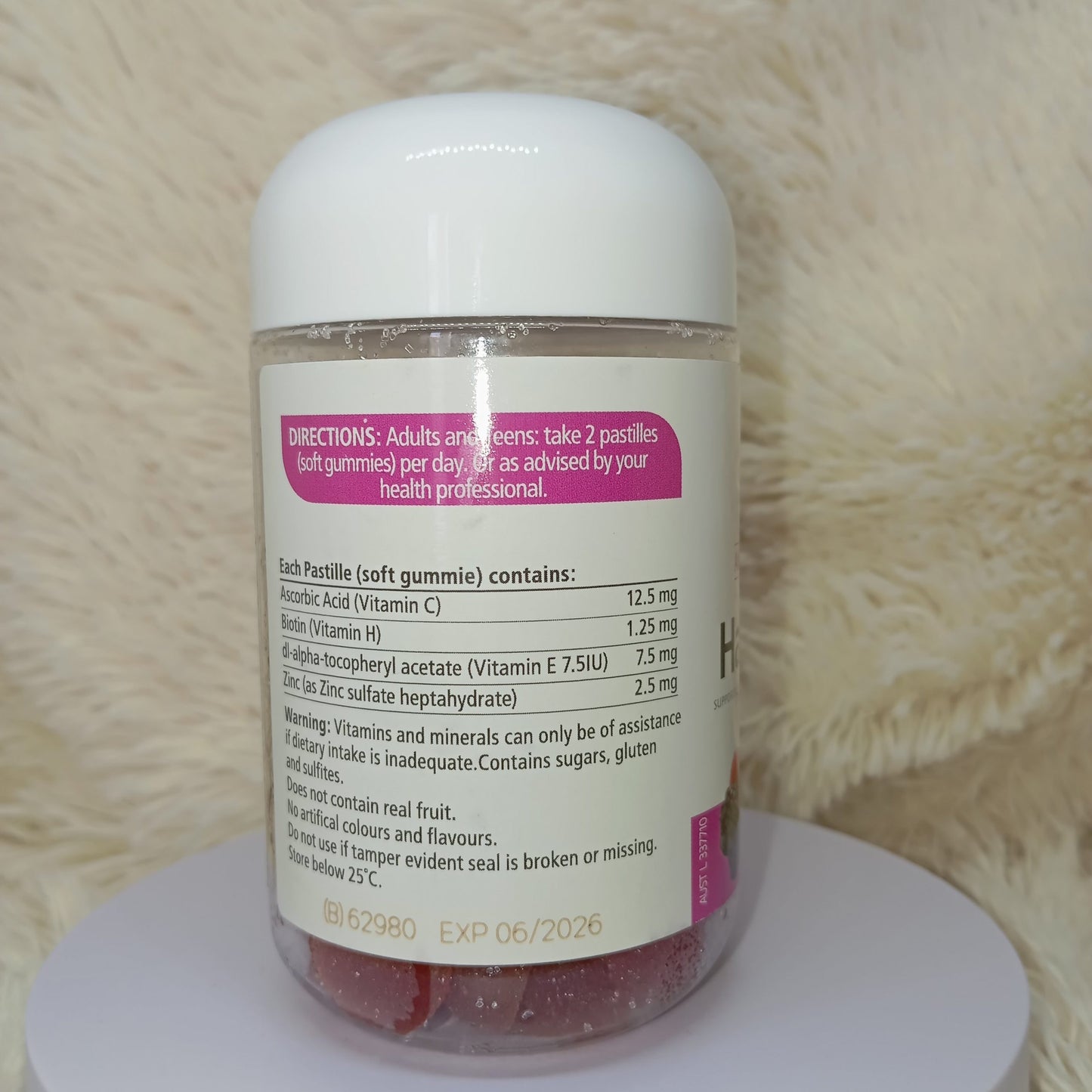 Nature’s Way Hair, Skin &amp; Nails Gummies – 60 Gummies