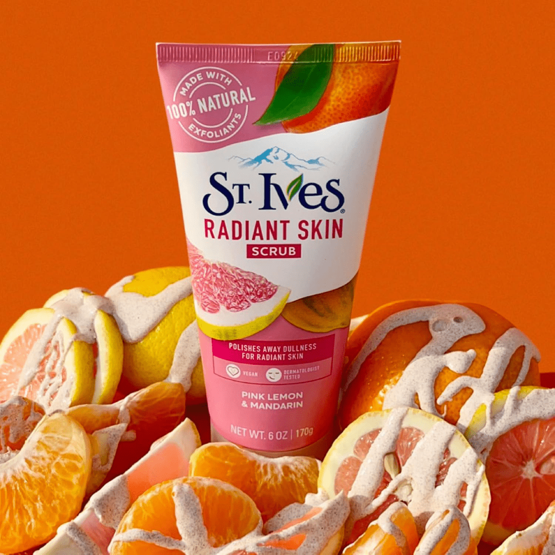 St. Ives Pink Lemon & Mandarin Face Scrub 170g