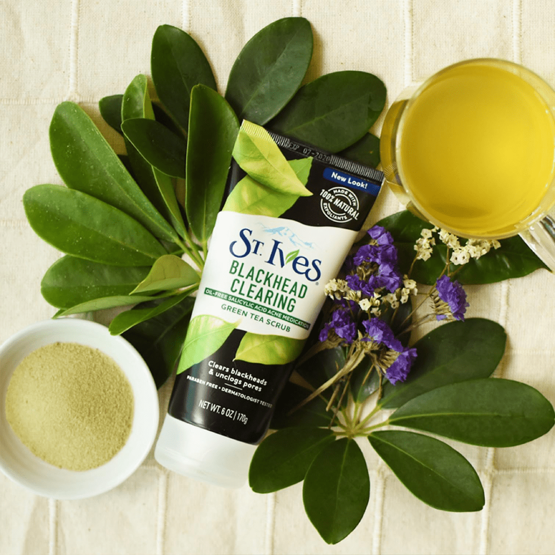 St. Ives Blackhead Clearing Scrub Green Tea & Bamboo 170g