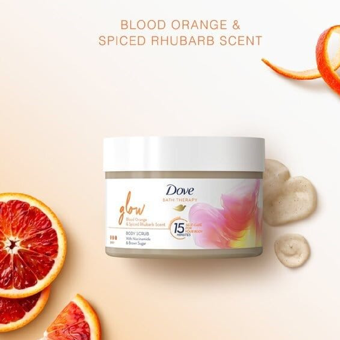 Dove Glow Blood Orange & Spiced Rhubarb Body Scrub 295ml