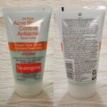 Neutrogena Oil-Free Acne Stress Control Power-Clear Facial Scrub 125ml - Image 3