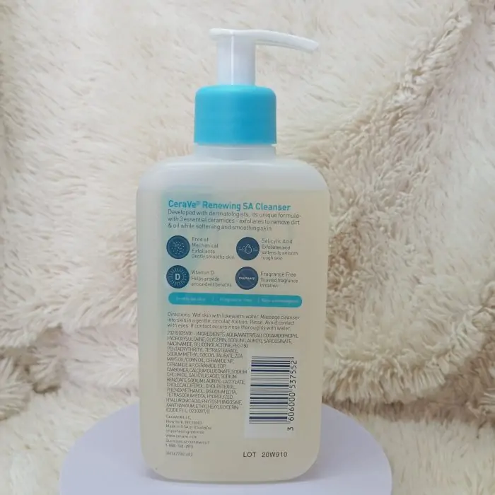 CeraVe SA Cleanser | Salicylic Acid Cleanser with Hyaluronic Acid 8 Ounce - Image 7