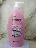 Garnier Sakura Glow Body Serum Lotion UVA UVB Filters 400ml - Image 3