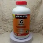 Kirkland Signature Vitamin C with Rose Hips - 500 Tablets - Image 2