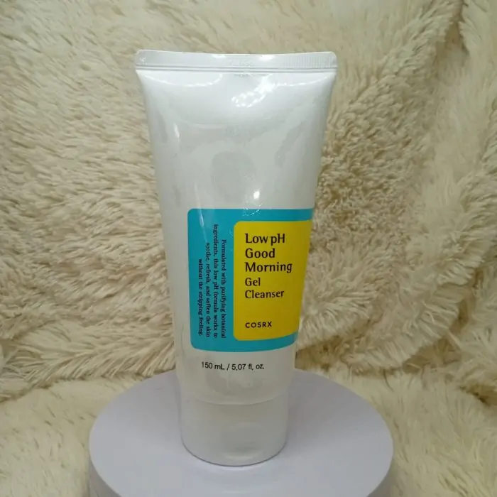 COSRX Low pH Good Morning Gel Cleanser - Image 10