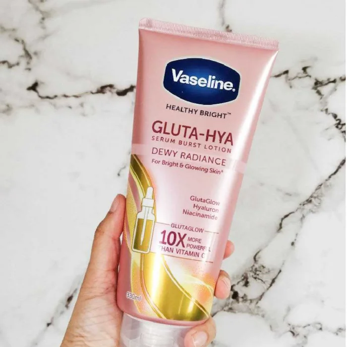 Vaseline Gluta-Hya Serum Burst Lotion Dewy Radiance 330ml - Image 2