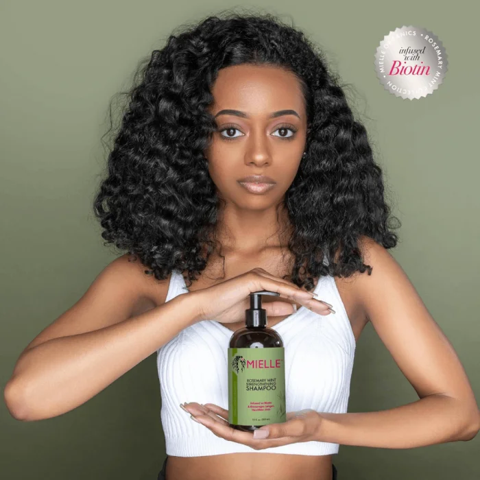 Mielle Organics Rosemary Mint Strengthening Shampoo 355ml - Image 5