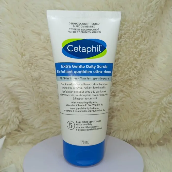 Cetaphil Extra Gentle Daily Scrub – 6 oz - Image 3