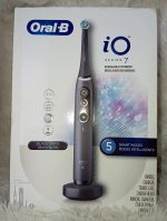 Oral-B iO Series 7G Electric Toothbrush with 1 Replacement Brush Head, Black Onyx - Image 8