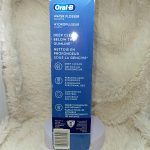 Oral-B Water Flosser Advanced, Portable Oral Irrigator Handle with 2 Nozzles, White - Image 8