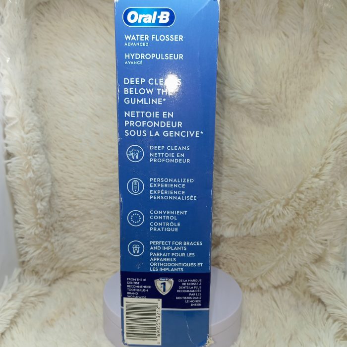 Oral-B Water Flosser Advanced, Portable Oral Irrigator Handle with 2 Nozzles, White - Image 8