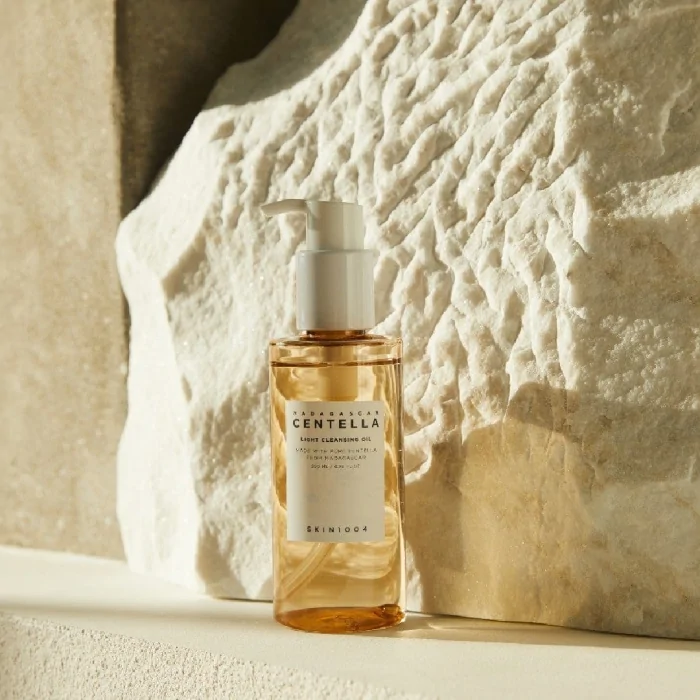 ( Discounted Product ) SKIN1004 Centella Light Cleansing Oil 200ml - Image 2