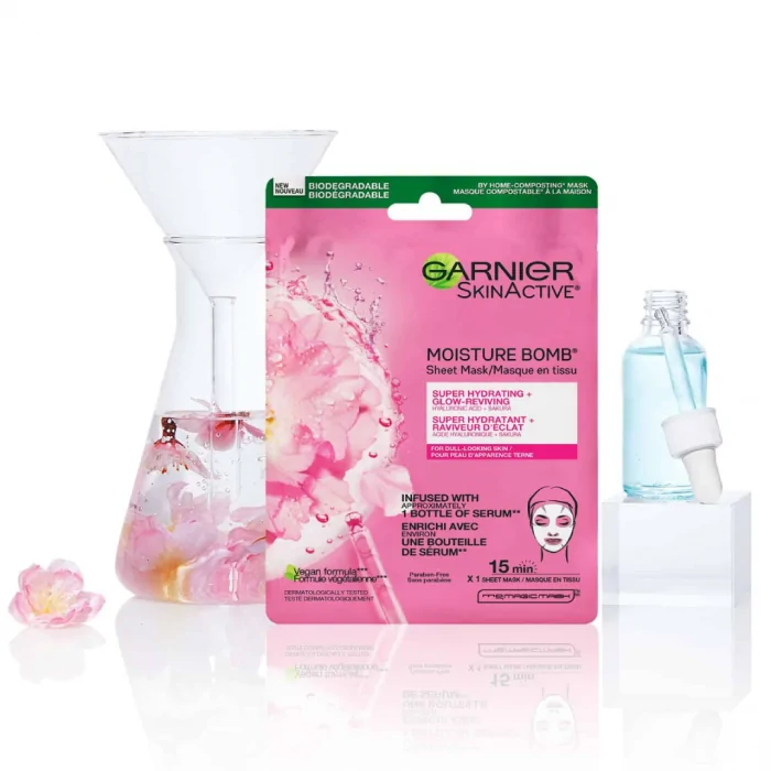 Garnier SkinActive Moisture Bomb Super Hydrating + Glow-Reviving Sheet Mask - Image 3