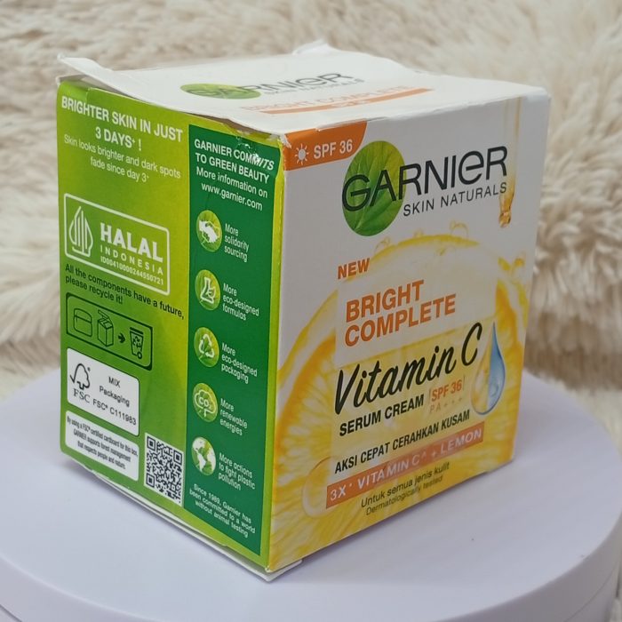 Garnier Bright Complete Vitamin C Serum Cream 50ml (Packaging May Vary ) - Image 9