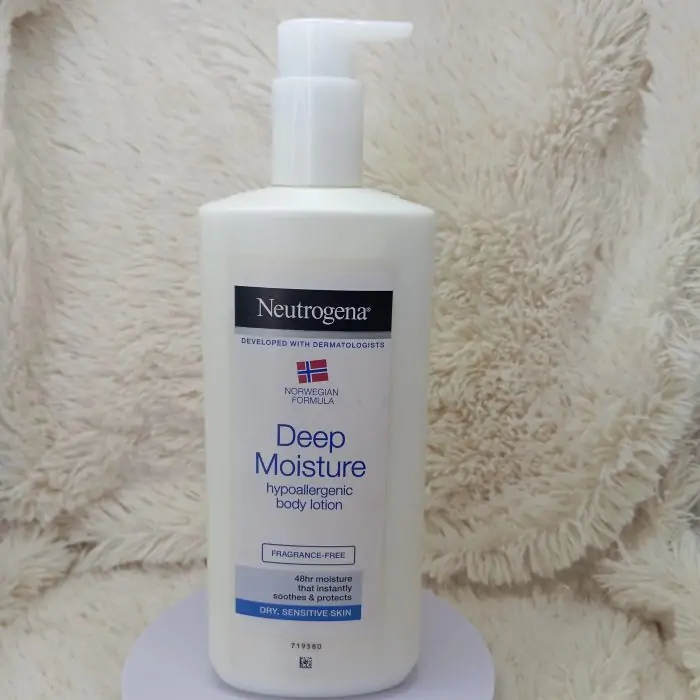 Neutrogena Norwegian Formula Deep Moisture Hypoallergenic Body Lotion 400ml ( Packaging May Vary ) - Image 6