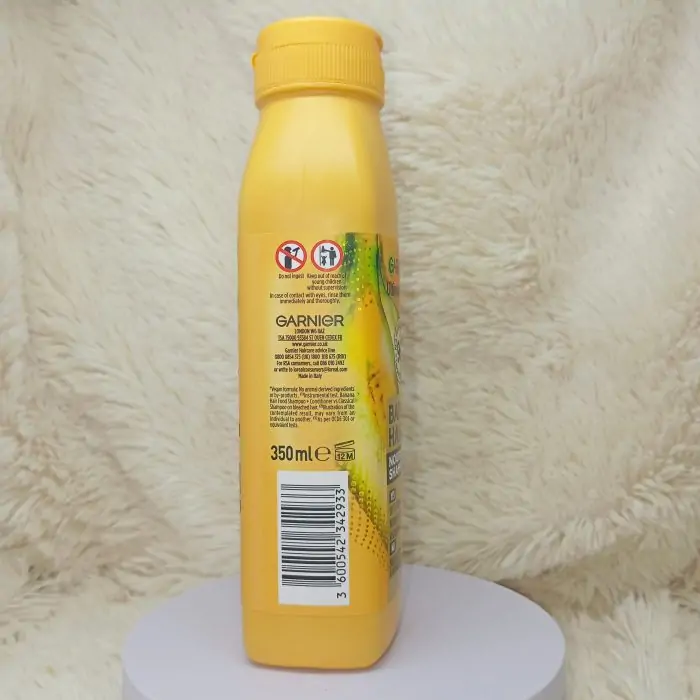 Garnier Ultimate Blends Banana Hair Food Nourishing Shampoo for Dry Hair, 350ml - Image 2