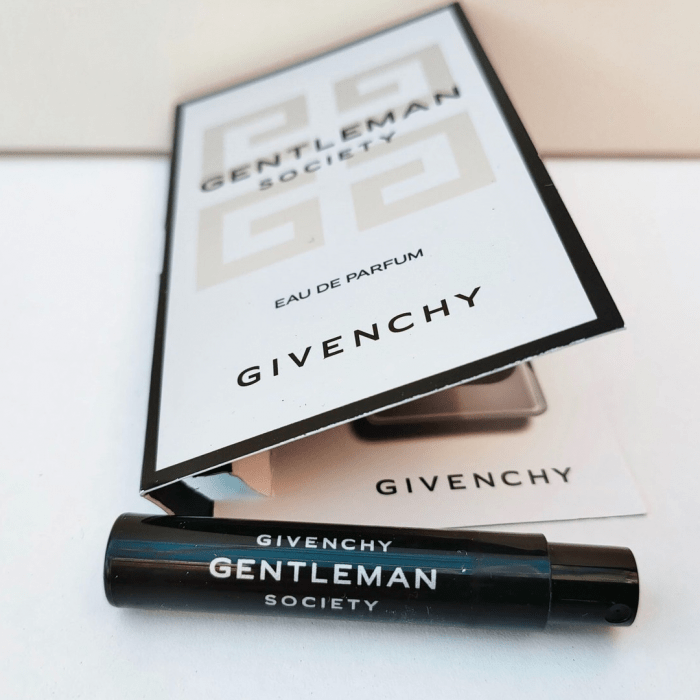 Givenchy Gentleman Society Eau de Parfum Spray For Men 1ml - Image 2