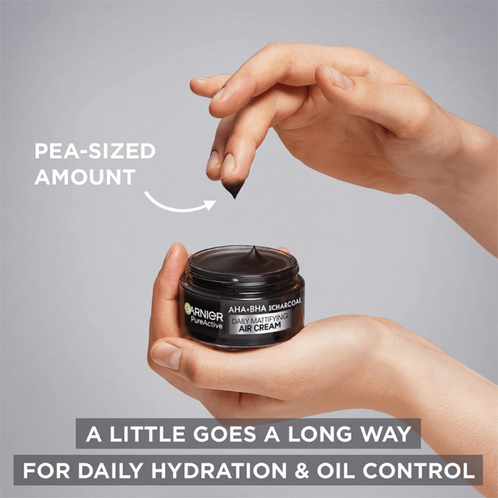 Garnier Pure Active AHA+BHA Charcoal Daily Mattifying Air Cream 50ml - Image 4
