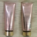 Victoria’s Secret Velvet Petals Fragrance Body Lotion 236ml - Image 2