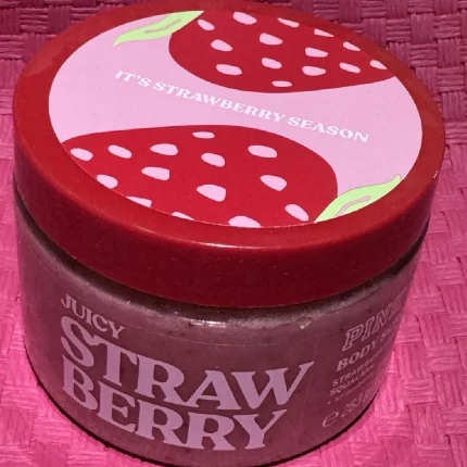 Victoria’s Secret Juicy Strawberry Body Scrub 283g