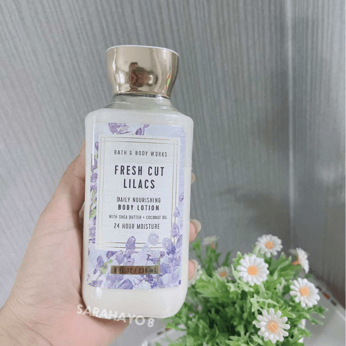 Bath & Body Works Fresh Cut Lilacs Body Lotion  - 236ml - Image 2