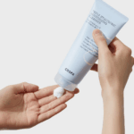 COSRX COSRX Hydrium triple hyaluronic moisturizing cleanser 150ml/5.07oz